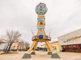 Statue in front of Grapevine Mills Mall entrance